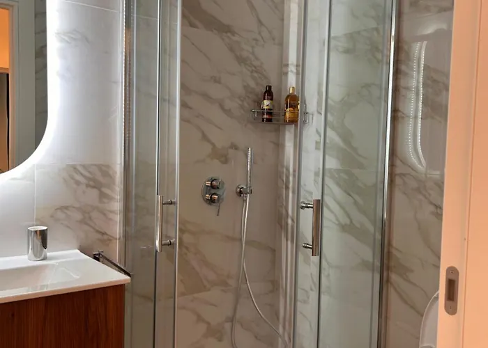 Romance Al Colosseo 3 * Ρώμη